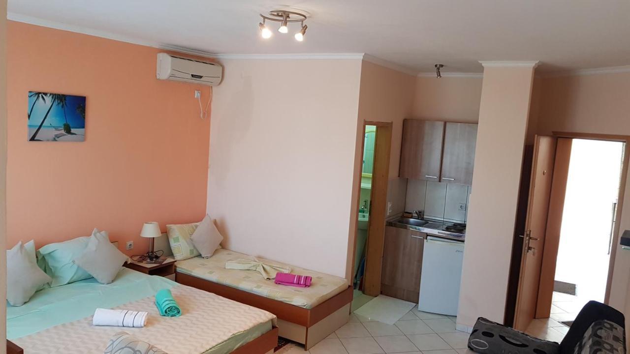 Apartments Belmare Улцинь Экстерьер фото