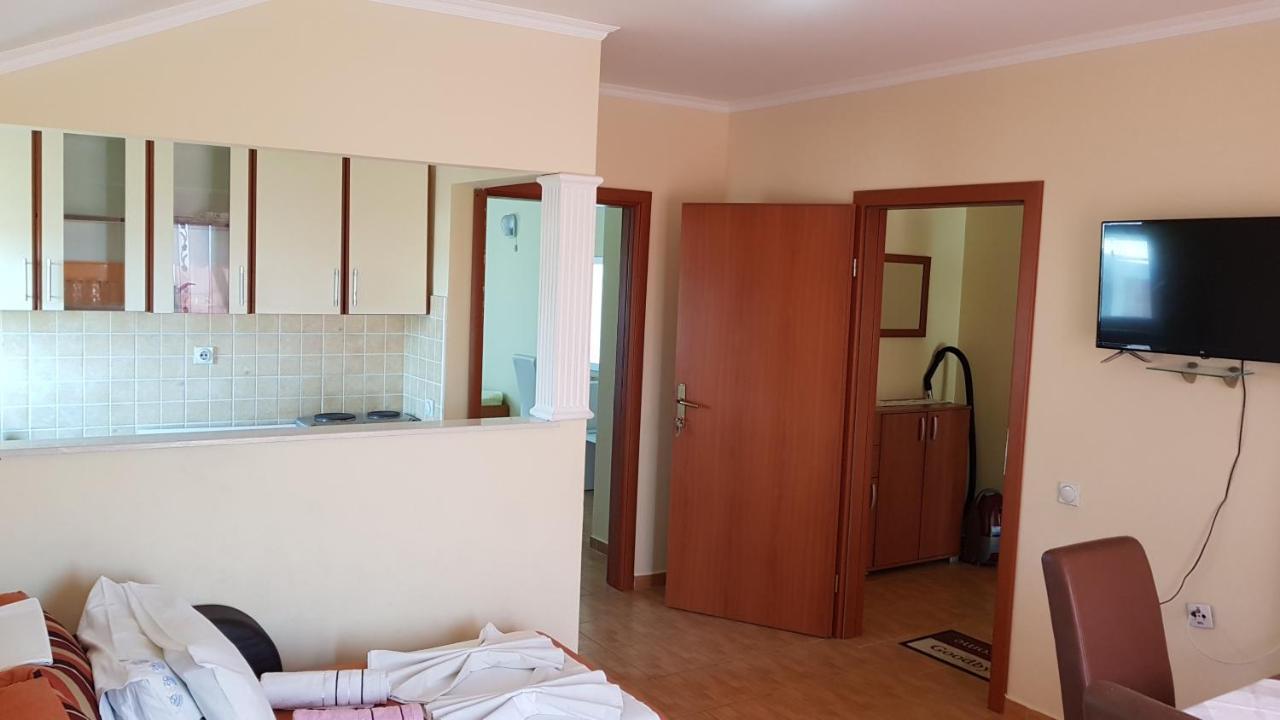 Apartments Belmare Улцинь Экстерьер фото
